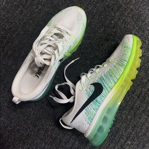 Nike Flyknit AirMax